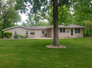 1207 Shady Acres Ln, Quincy, IL 62305