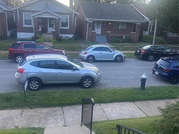 4th image of 4939 Robert Ave