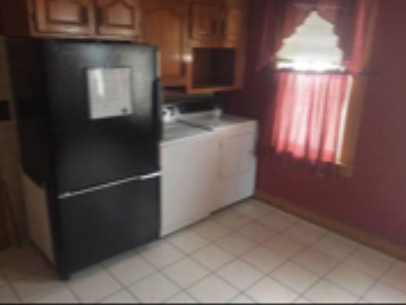2nd image of 2 Block South St Floor 2