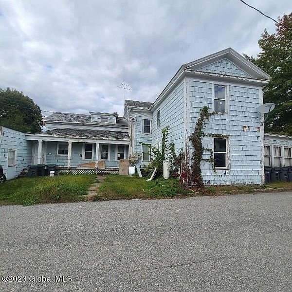 4th image of 125 Church Street