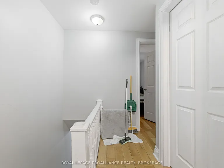 511 Victoria St — Photo 25