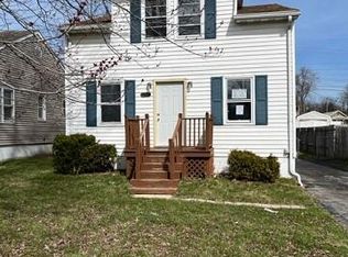 1224 W 37th Pl, Hobart, IN 46342