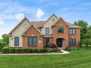 8322 Meadowmoore Pl, Pickerington, OH 43147