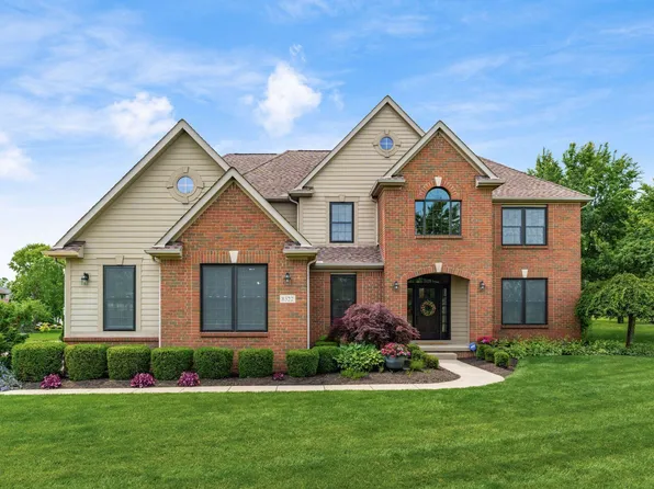 8322 Meadowmoore Pl, Pickerington, OH 43147