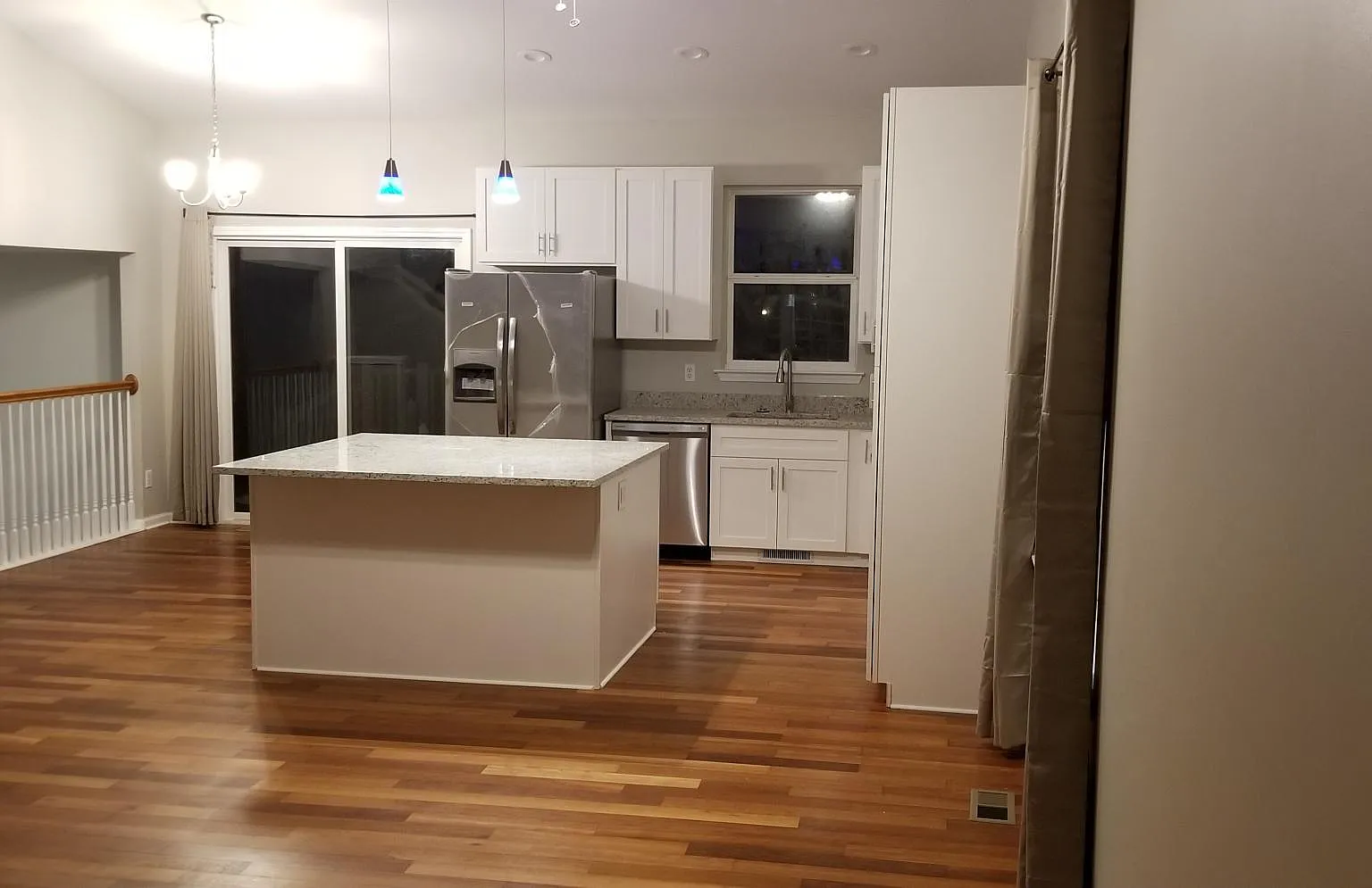 7574 Carlton Dr — Photo 3