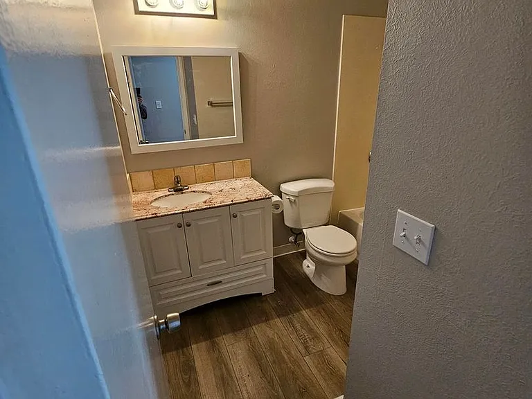 2402 W Lemhi St — Photo 10