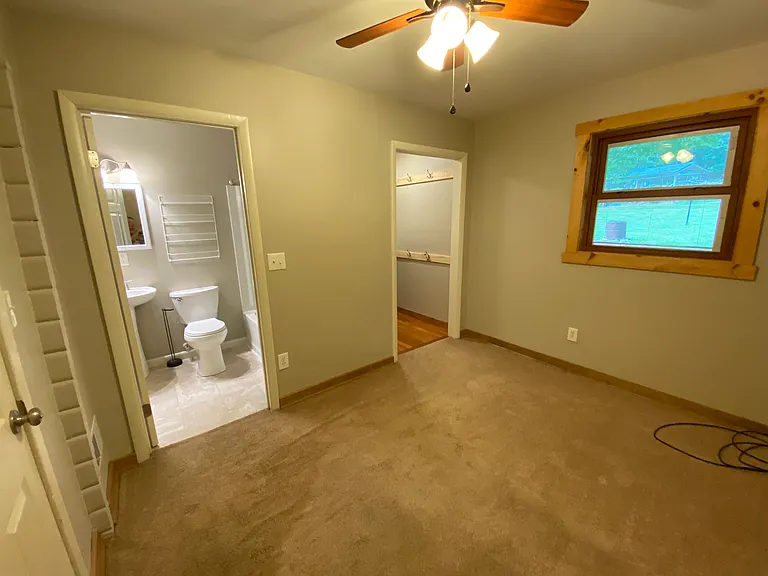 226 Easter Ridge Ln — Photo 16