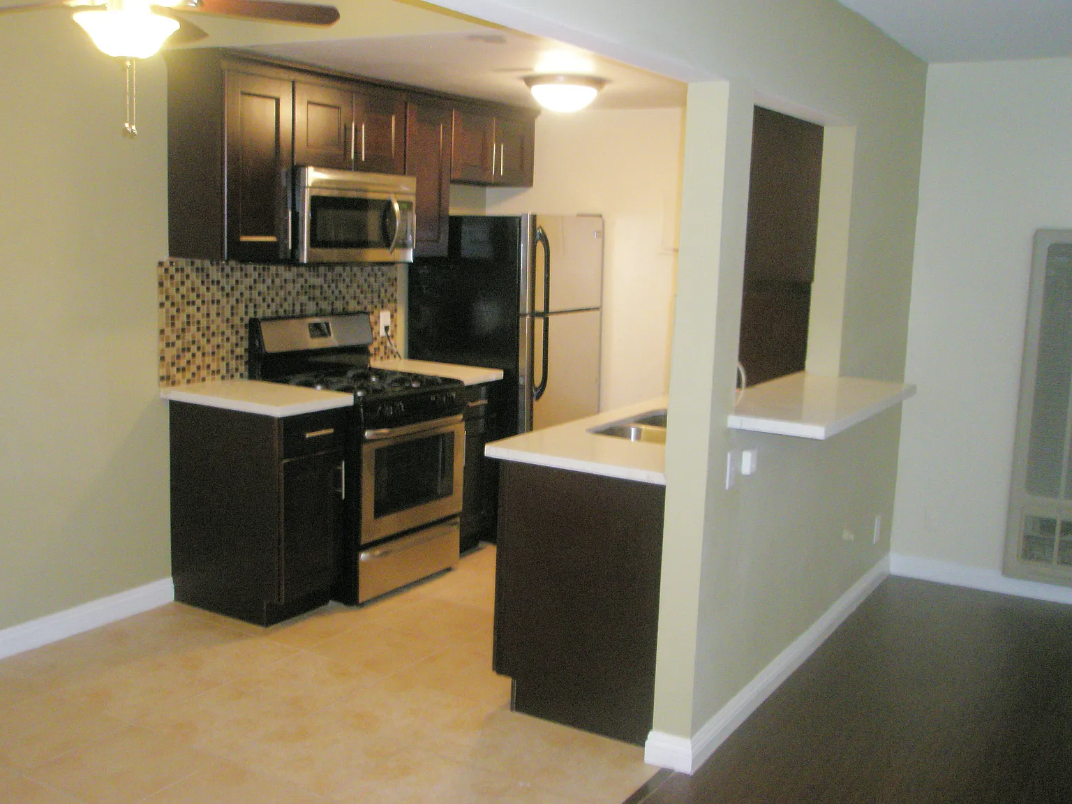 1 bed, 700 sqft, $1,995 — Photo 2