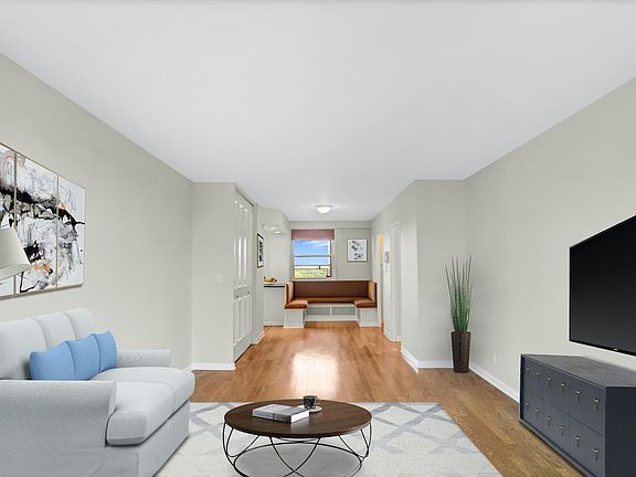 4th image of 5800 Arlington Ave APT 5K