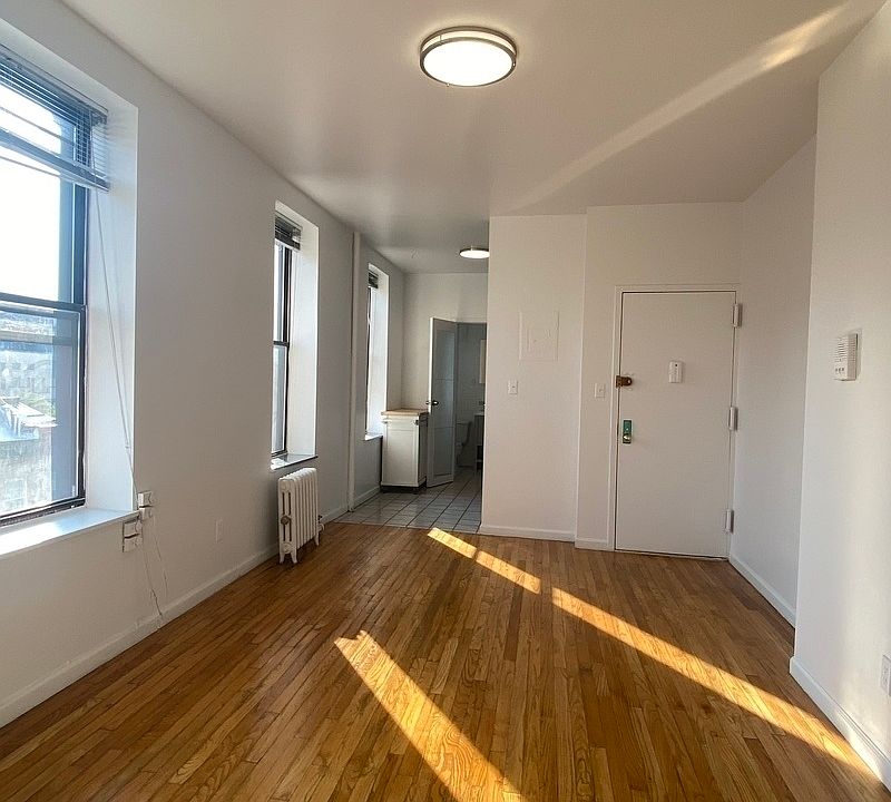 1st image of 53 2nd Ave APT 2B