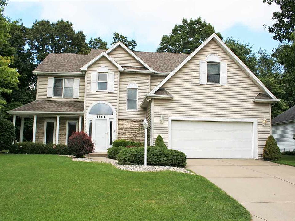 1st image of 53214 Bracken Fern Dr