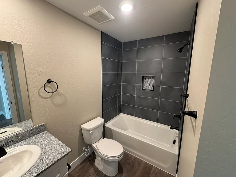 925 Jubal Ln — Photo 23