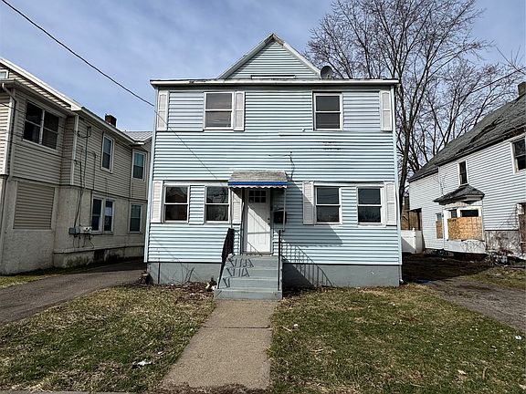 2nd image of 16 Tompkins St