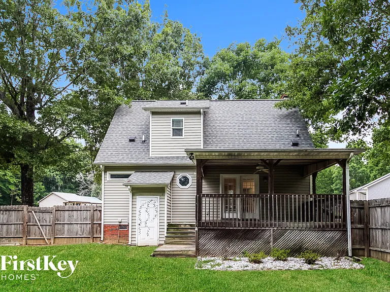 107 Eagle Nest Ct — Photo 15