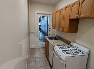 132.5 Oxford St #6, Cambridge, MA 02140