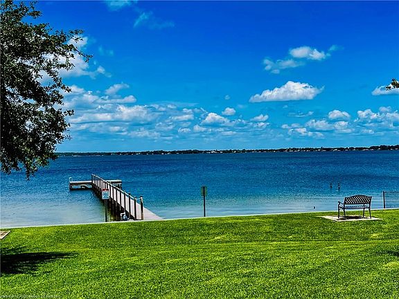 5th image of 711 Sunset Pointe Dr