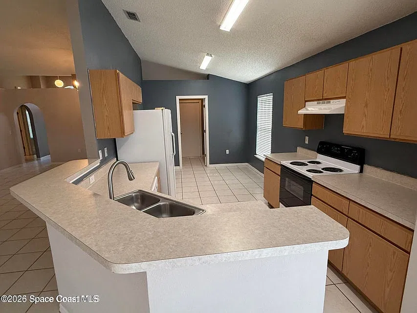 288 Mcclain Drive - 1 — Photo 4