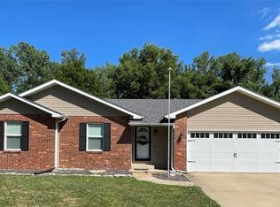 45 Morningside Dr, Glen Carbon, IL