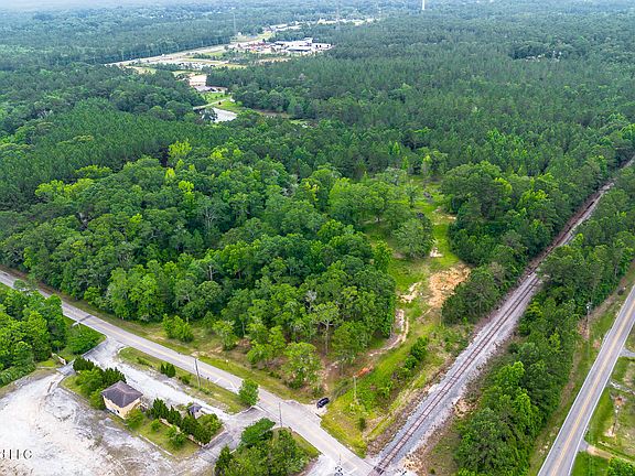 3rd image of 17465 Nobles Rd