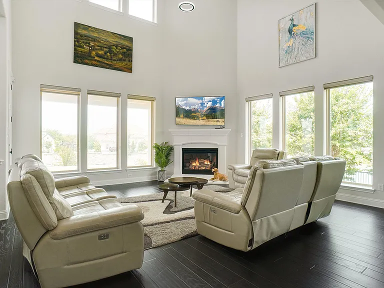2404 Palmetto Way — Photo 4