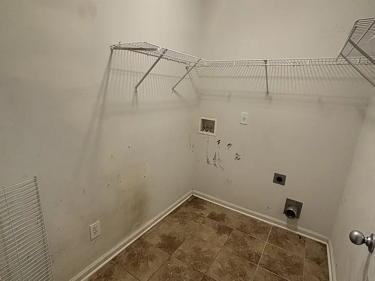 3021 Summit Dr — Photo 8