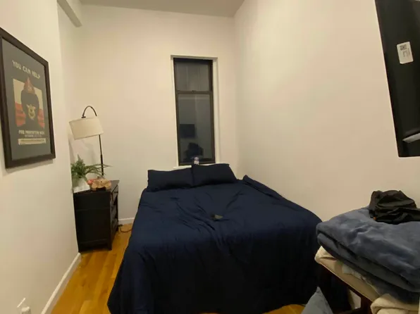 225 East 14th Street image 2 of 5