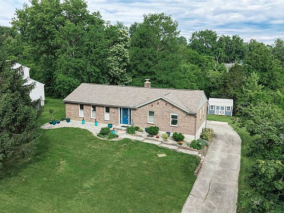 2nd image of 723 Windfield Dr