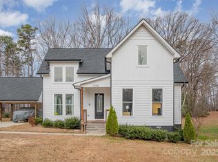 5028 Lewis Rd, Gastonia, NC 28052