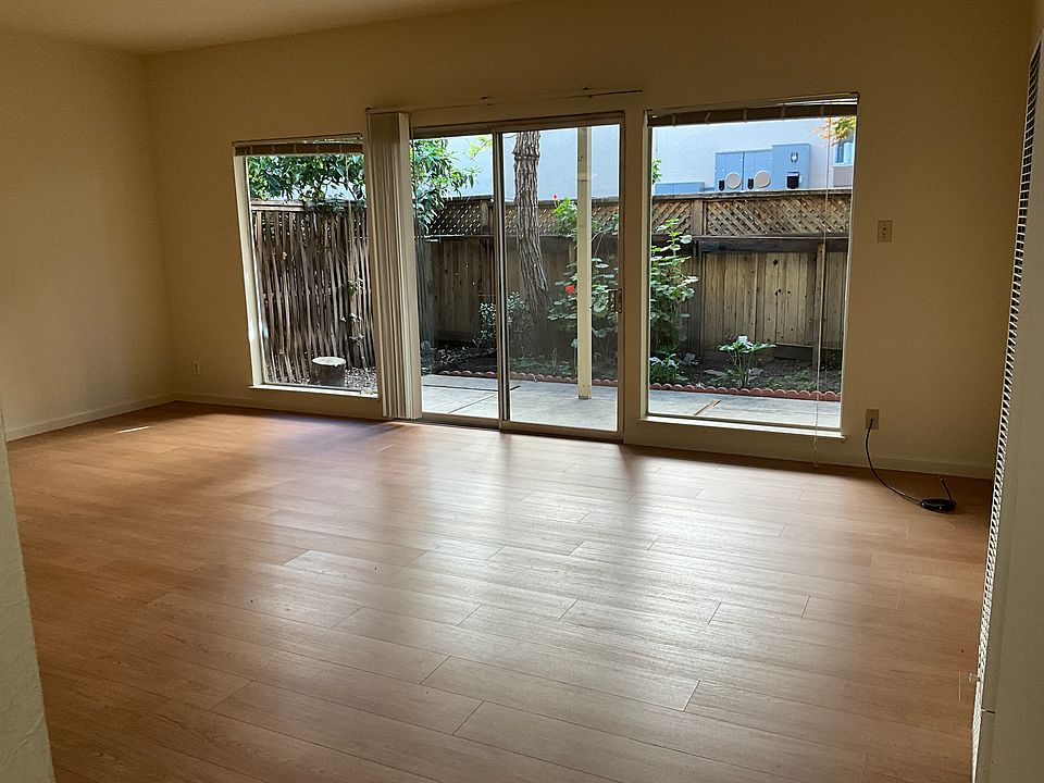 1st image of 632 Cedar St APT 1