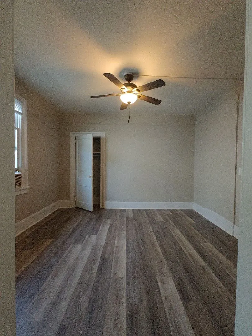 1712 Central Avenue — Photo 1