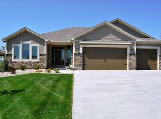 22641 Roosevelt St, Spring Hill, KS 66083