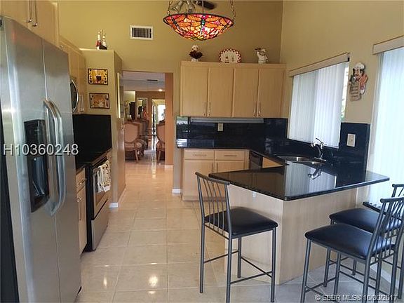 3rd image of 5652 Ainsley Ct
