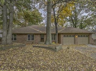 709 NW 40th Ter, Kansas City, MO 64116