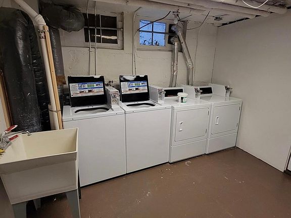 2nd image of 2447 Aldrich Ave S #4