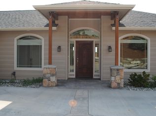 831 Briarwood Ter, East Wenatchee, WA 98802