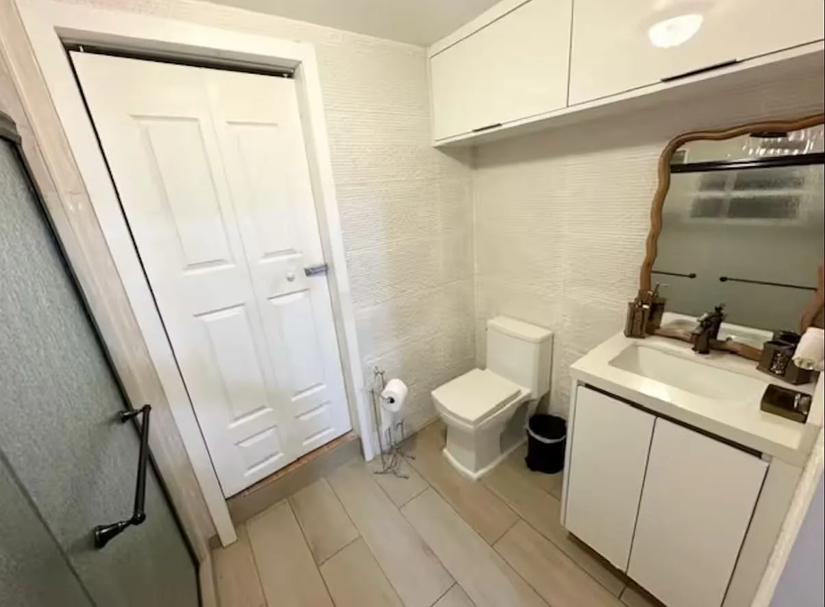 2 bed, 1348 sqft, $3,200 — Photo 2