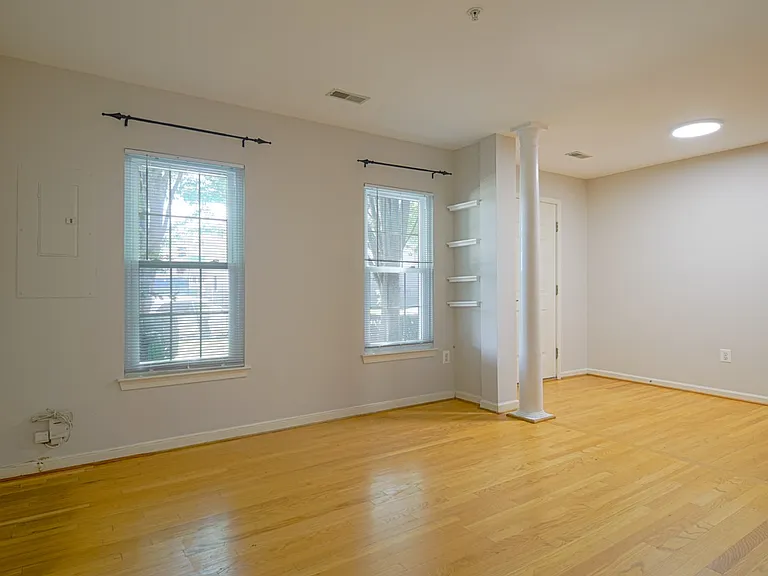 9423 Fields Rd — Photo 4