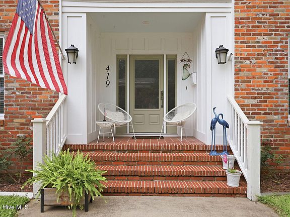 3rd image of 419 E Main Street