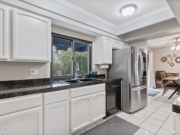 5th image of 706 E PEORIA Avenue