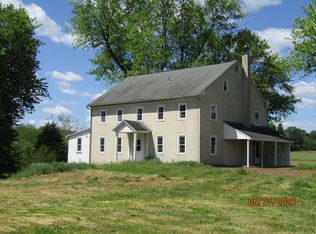 2196 Limekiln Rd, Douglassville, PA 19518