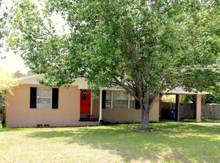 705 Kenwood Dr, Waycross, GA 31501