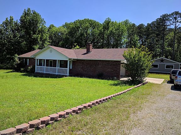 4th image of 170 Chateau Dr
