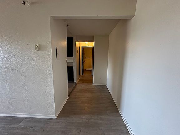 5th image of 10506 Bridgeport Way SW #1