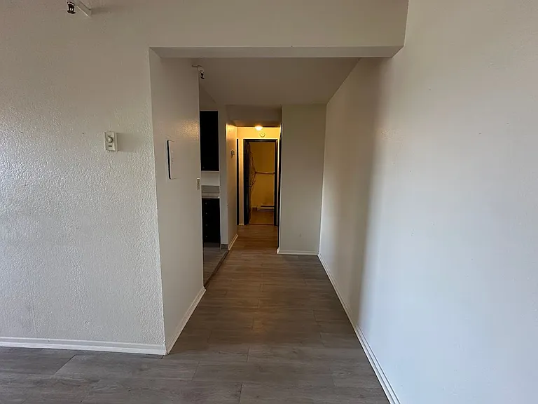 10506 Bridgeport Way SW #16 — Photo 5