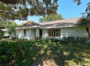 1224 S View Dr, Sarasota, FL 34242