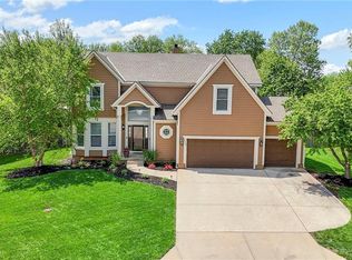14712 Glenwood Ave, Overland Park, KS 66223