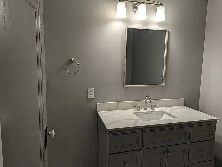 1245 Maycrest Dr — Photo 4