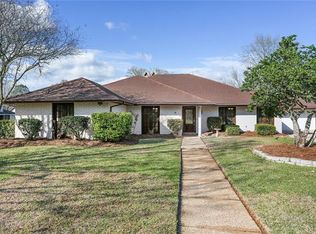 2038 Colonial Dr, La Place, LA 70068