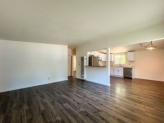 5th image of 1644 F St