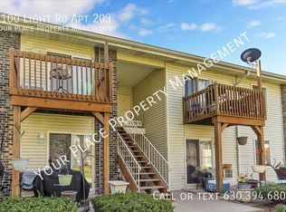 2100 Light Rd APT 203, Oswego, IL 60543